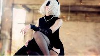 小姐姐本人晒《尼尔》同人旗袍COS 黑丝长腿惹眼