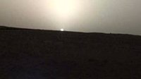 NASA公布火星日出日落照片：太阳大小只有地球上2/3