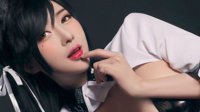 韩妹COS《碧蓝航线》泳装爱宕 有点东西