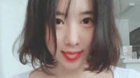 偷瞄女孩子被发现？大人时代变了的午间动态图