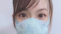 日本妹子内衣改造成口罩引热议 网友：有内味儿了！