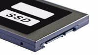 全球最大100TB SSD公布价格：人民币28.07万