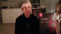 老奶奶展示《异度之刃》系列收藏 10年收藏琳琅满目