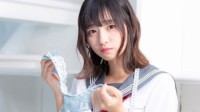 人妻类型的温柔少女 面容可爱身材成熟的樱花妹