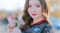 日本性感靓模变身职业赛车手 对汽车疯狂迷恋