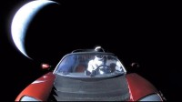 马斯克送入太空的特斯拉跑车 第一次逼近火星