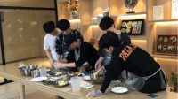OMG队员重阳节探访颐养院老人 陪伴虽短却暖人心