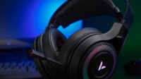 RGB血统 雷柏VH520S虚拟7.1声道RGB游戏耳机图赏