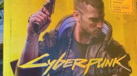 《赛博朋克2077》实体封面曝光 主角V经典持枪手势
