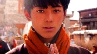 20岁藏族小伙一夜爆红 多家公司抢注“丁真”商标