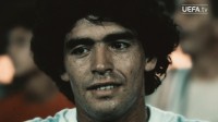 欧足联发布马拉多纳悼念短片 追忆逝去的球王
