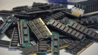 DDR4内存价格没变 DDR3、DDR2率先开涨：越来越少