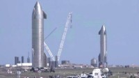 马斯克晒“星际飞船”原型照片 好像好莱坞科幻电影