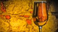 埃及出土五千年前啤酒厂 或为已知世界最早啤酒厂
