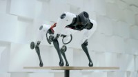 腾讯自研“机器狗MAX”正式发布 能完成后空翻等动作