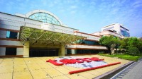台积电日赚3.6亿 Intel半导体霸主地位不保