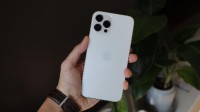 全球智能手机收入大涨 苹果独占近一半份额