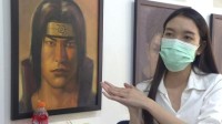 22岁泰国女画师举办《动漫人物遗照展》 怀念逝去的角色