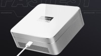realme发布安卓首个磁吸无线充技术：最高功率50W