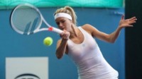攻击性极强的粉红芭比 意大利网球女神Camila Giorgi