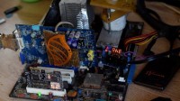 速龙64处理器不死 DDR内存频率冲上432MHz