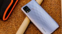 传音Infinix Zero X外观曝光：矩阵三摄 星空配色