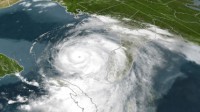 飓风“尼古拉斯”登陆美国 已超40万用户断电