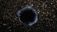 科学家展示宇宙微型黑洞 半径仅为0.23纳米