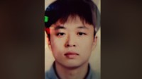 罗永浩晒自己21岁照片 网友：你们俩是怎么认识的？