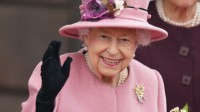 95岁英国女王拒绝接受