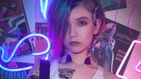 俄妹COS《2077》朱迪 身材颜值神还原
