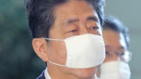 日本政府仓库积压8200万枚布口罩 价值超6亿