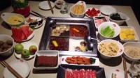 海底捞决定年前关停300家门店：股价年内跌幅达75%