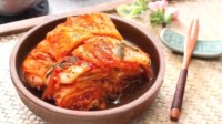 韩国腌20棵泡菜成本近2000元 食材价格大涨主妇发愁