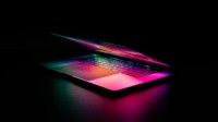 销售太火爆 新MacBook Pro部分版本延期至2022年