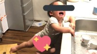 妈妈分享孩子摔倒照被网暴 网友：还有心情拍照？