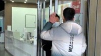 一码通故障 公司让员工发誓再进:中国人不骗中国人