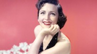 好莱坞传奇演员贝蒂怀特去世 享年99岁