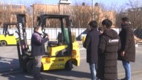 韩国年轻人扎堆学叉车 月薪1.4万至1.6万元
