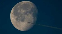 “太空垃圾”威胁 SpaceX废弃火箭碎片将撞击月球