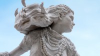 SIE在佛罗伦萨立埃洛伊雕像：向坚强奋斗的女性致敬