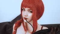 俄妹COS《电锯人》玛奇玛 黑丝御姐范气场十足