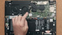 Intel Arc独立显卡笔记本全球首拆：便宜有戏！