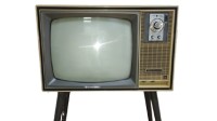 韩国“最古老”电视机拍卖 1966年生产还能正常用