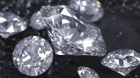中国科学家掌握人造钻石技术 最大10克拉比真钻还纯