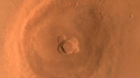 天问一号公布近期拍摄火星影像 实现火星全球探测