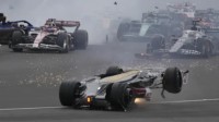 中国F1车手周冠宇遭遇严重事故 目前意识清醒接受医疗评估