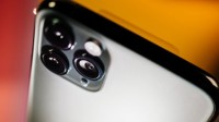 超强升级！曝iPhone15系列将搭载潜望式长焦镜头
