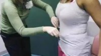 25岁小伙胸部B罩杯 被女友分手后决定做缩胸手术
