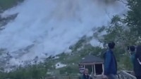 长白山突发山体滑坡游客撤离 景区：目前正常开放